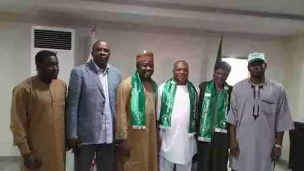 BIAFRA : We Are One Nigeria, Arewa Youths Visit Orji Uzor Kalu [photos]